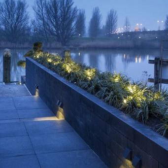 WEDGE Dark 12V 1.6 VA