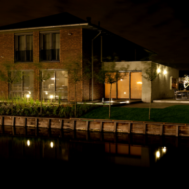 LIV Wall Silver 12V 2.5 VA