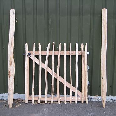 Kastanjehouten Poorten, incl. 2 poortpalen poort 120x120cm