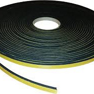 epdm band 1 comprimeerbaar 5x10mm bij 20m1 zelfklevend   voor toepassing tussen alu onderconstructie en de terrasdelen. verhindert het verschuiven van de terrasdelen