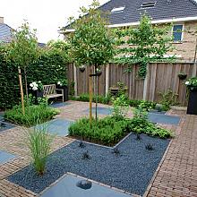 nieuw gebakken bestrating